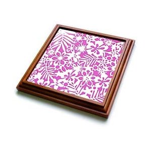 Girly kitchen accessories: Pink floral trivet